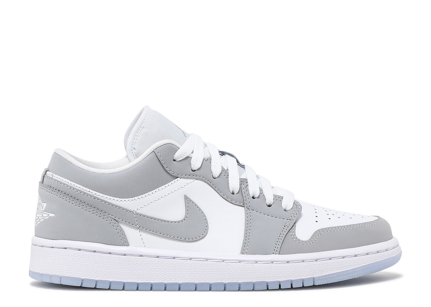 Кроссовки Air Jordan Wmns Air Jordan 1 Low 'White Wolf Grey', белый подставка для телефона с карандашницей органайзер уф игры air wolf super sega сега 16 bit 16 бит ретро приставка 2365