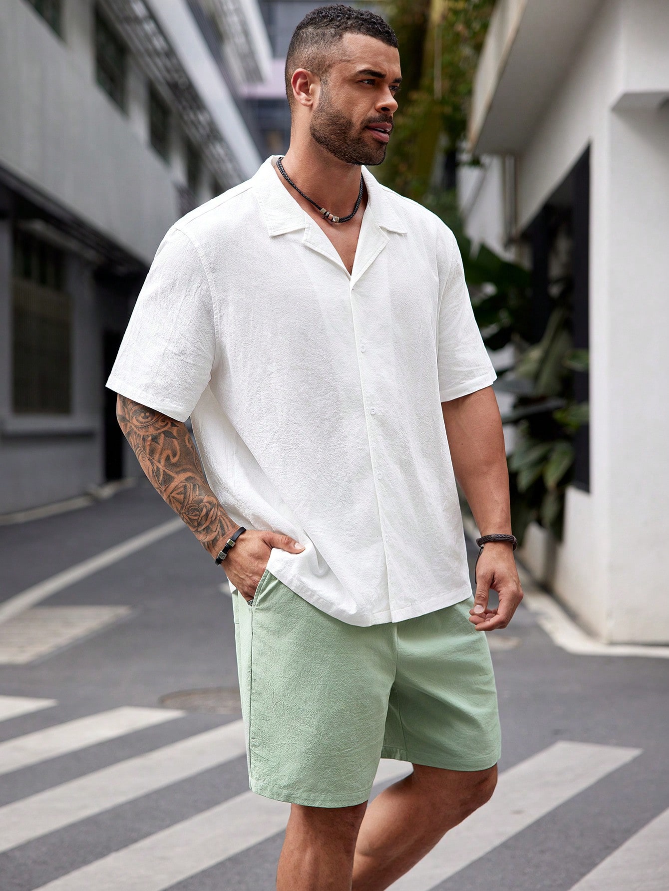 Мужская повседневная рубашка с коротким рукавом и прямые шорты Manfinity Homme, многоцветный