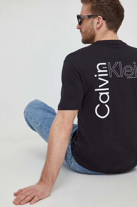

Хлопковая футболка Calvin Klein, черный