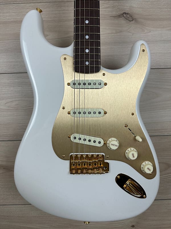Электрогитара Fender Custom Shop Limited Edition 75th Anniversary Stratocaster NOS Guitar, Rosewood Fingerboard, Diamond White Pearl