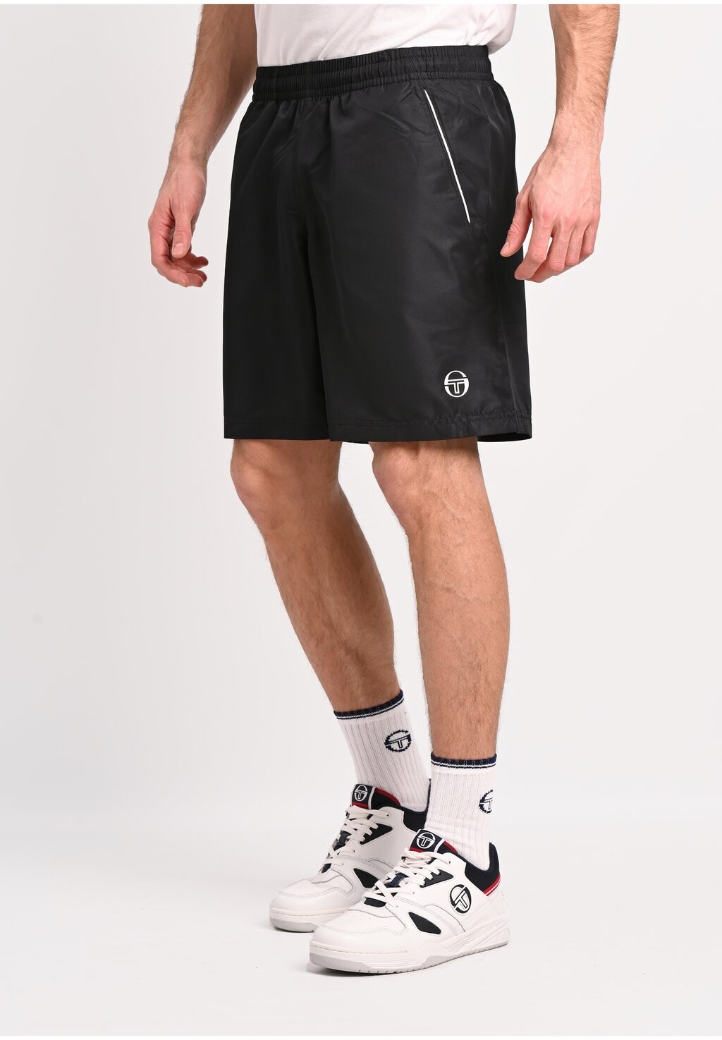 

Спортивные шорты Sergio Tacchini, черный