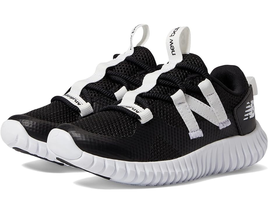 

Кроссовки New Balance Playgruv v2 Bungee, черный/белый