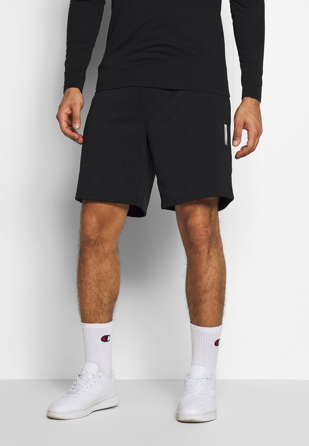 

Спортивные шорты Jack & Jones