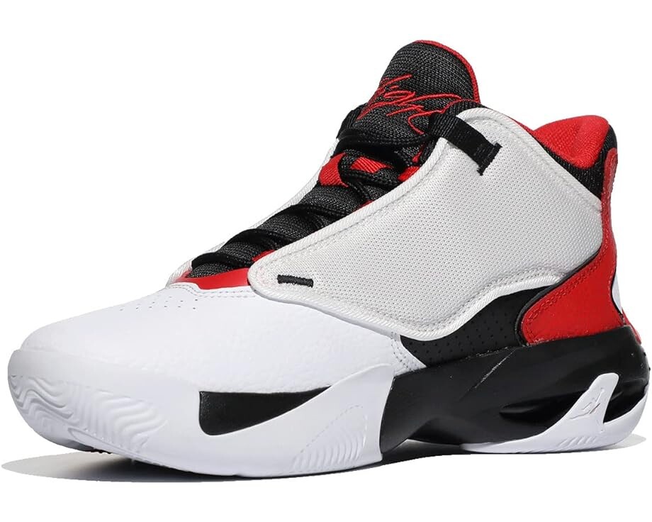 

Кроссовки Jordan Jordan Max Aura 4, цвет White/Black/University Red