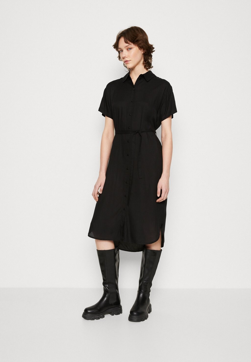 

Платье-рубашка Vero Moda, черный