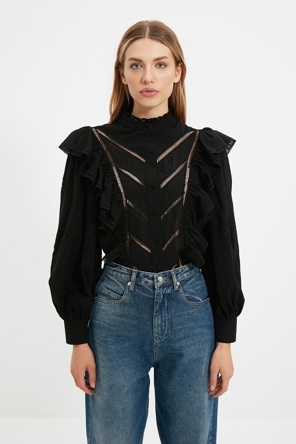 

Рубашка Trendyol X Sagaza Studio с декоративными аксессуарами, черный