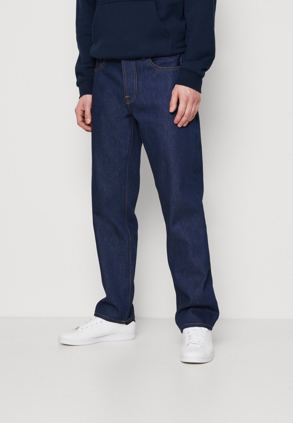 

Джинсы свободного кроя Nudie Jeans