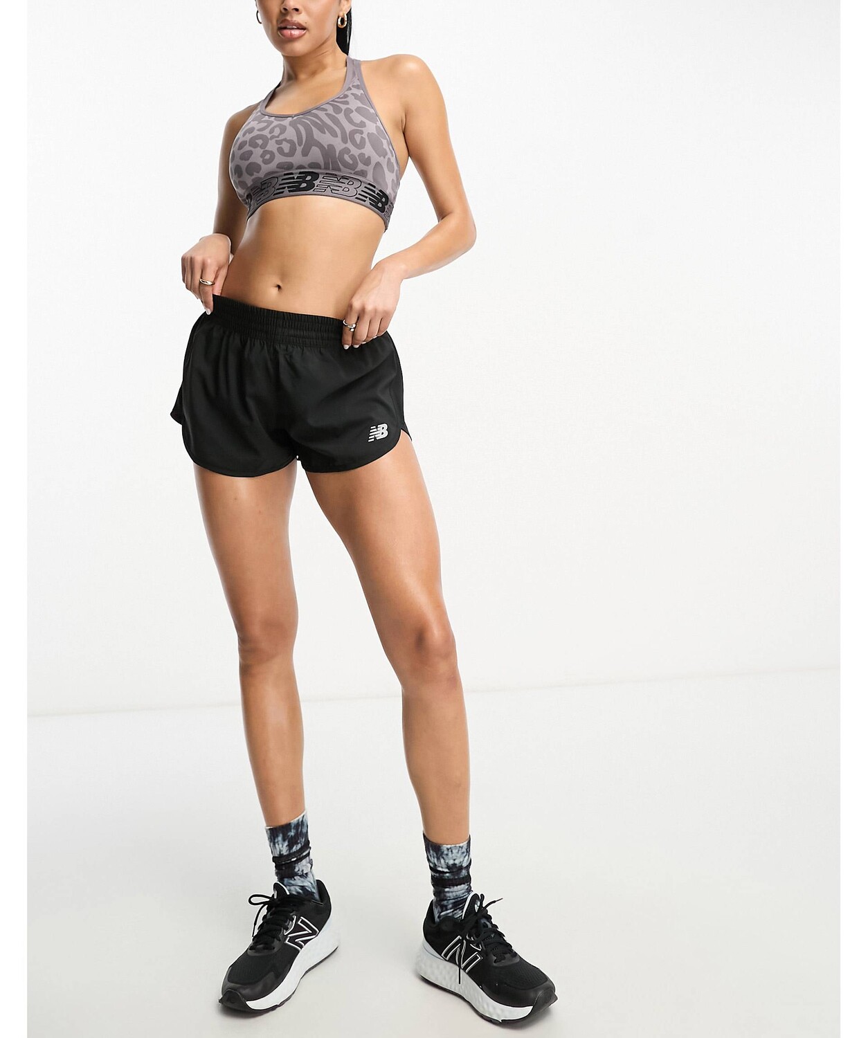 

Черные шорты New Balance Accelerate 2,5 дюйма