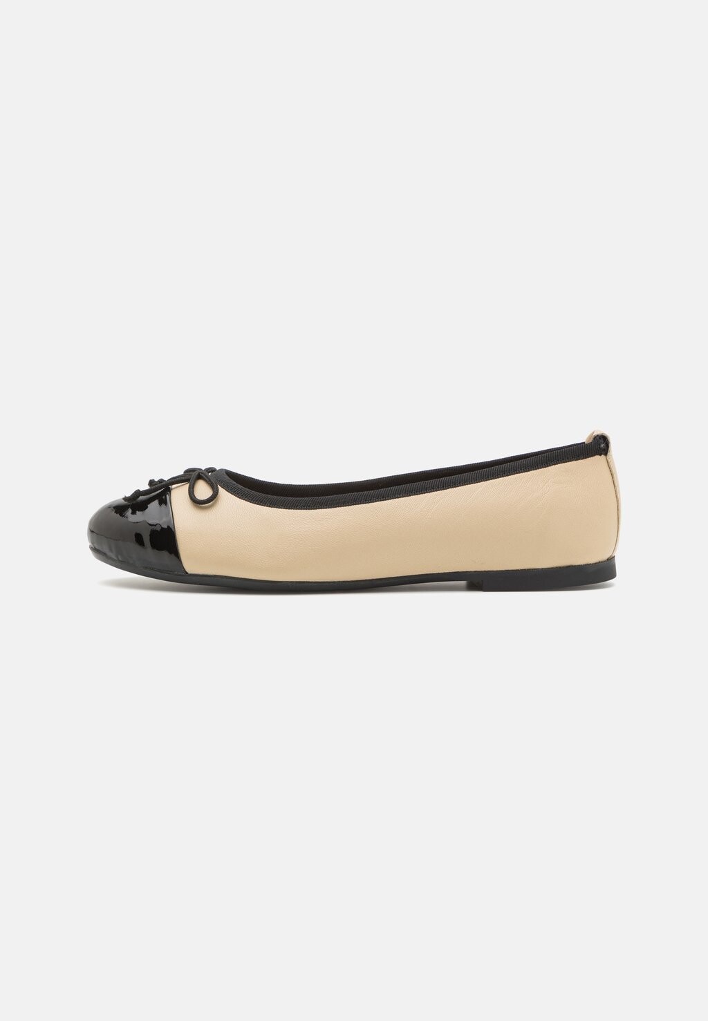 

Балетки классические LUCY Pavement, цвет beige/black
