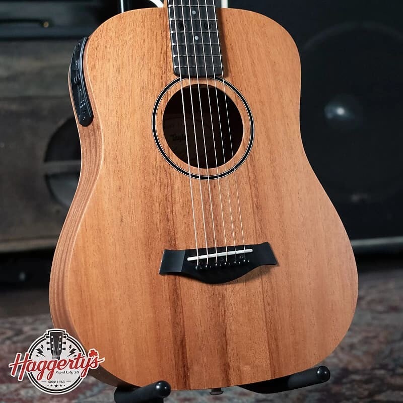 

Акустическая гитара Taylor BT2e Mahogany Baby Taylor with Gig Bag