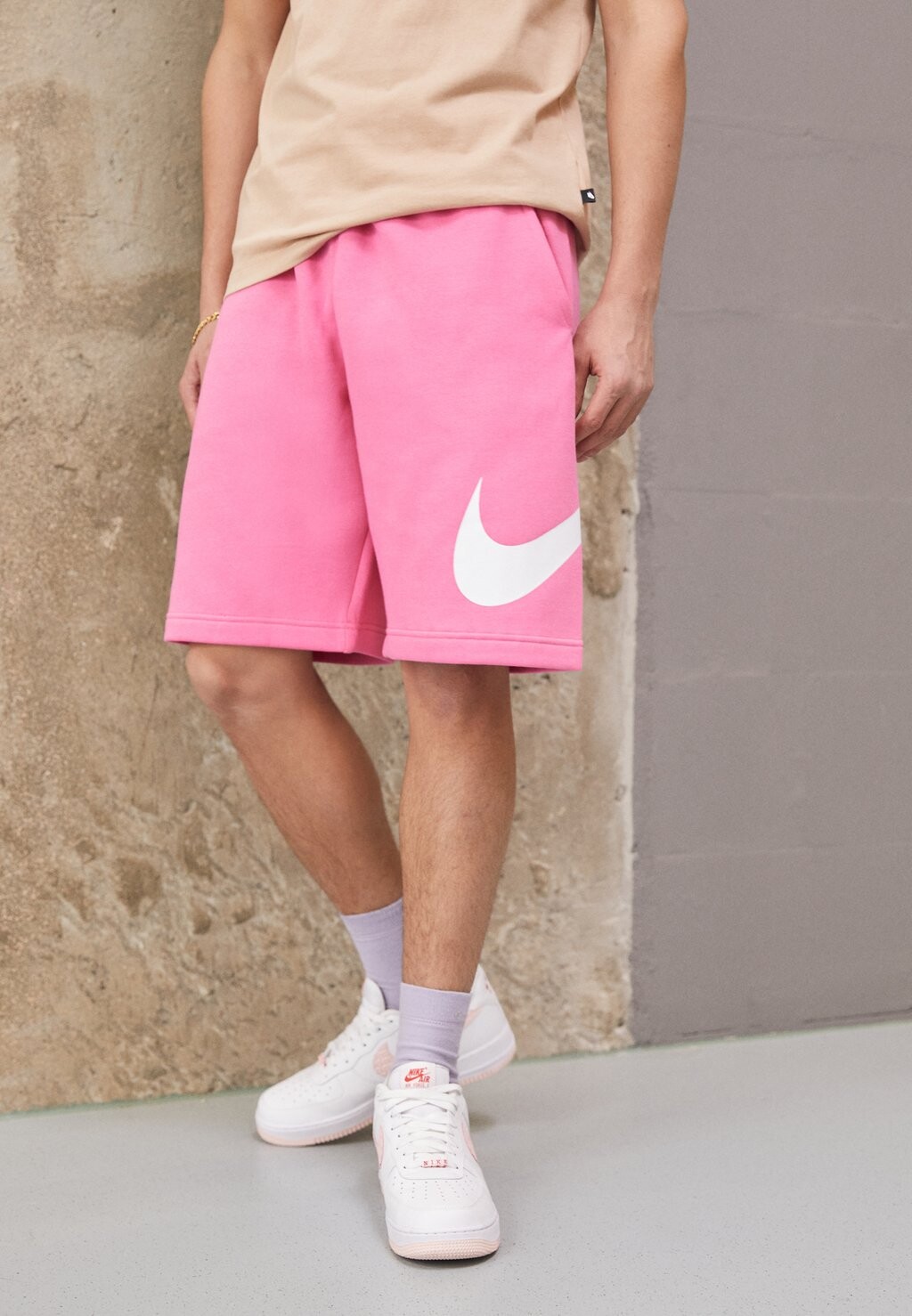

Спортивные шорты CLUB Nike Sportswear, цвет pinksicle/white