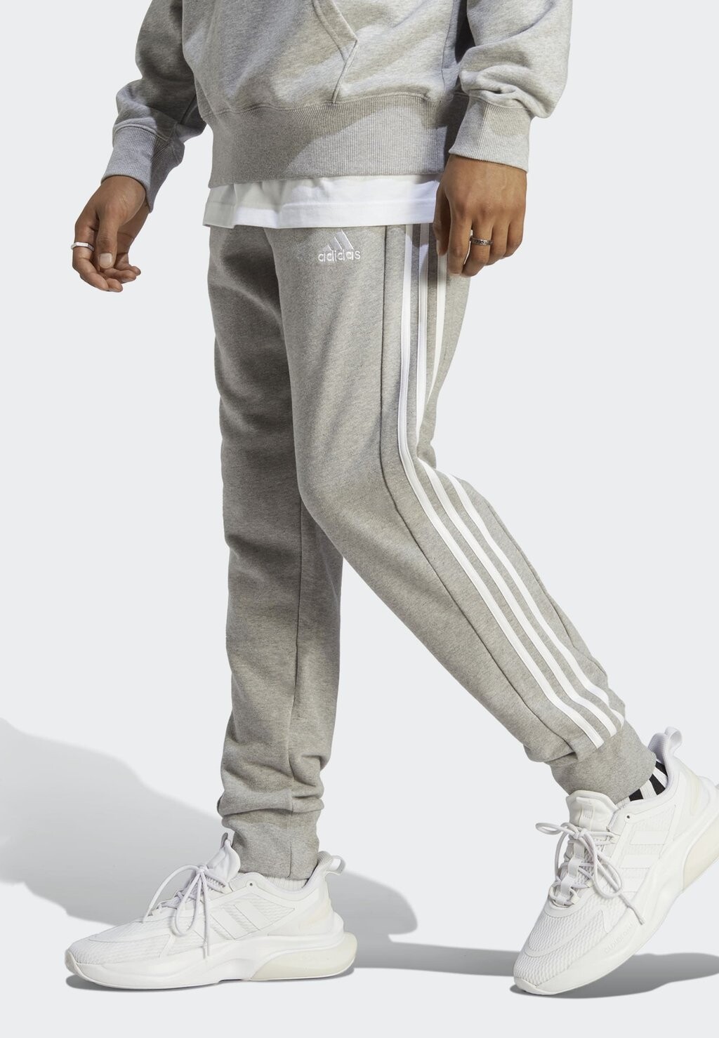 

Спортивные брюки Adidas