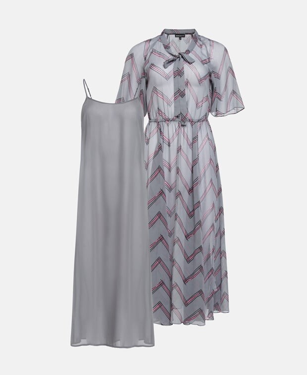 

Повседневное платье Emporio Armani, серый