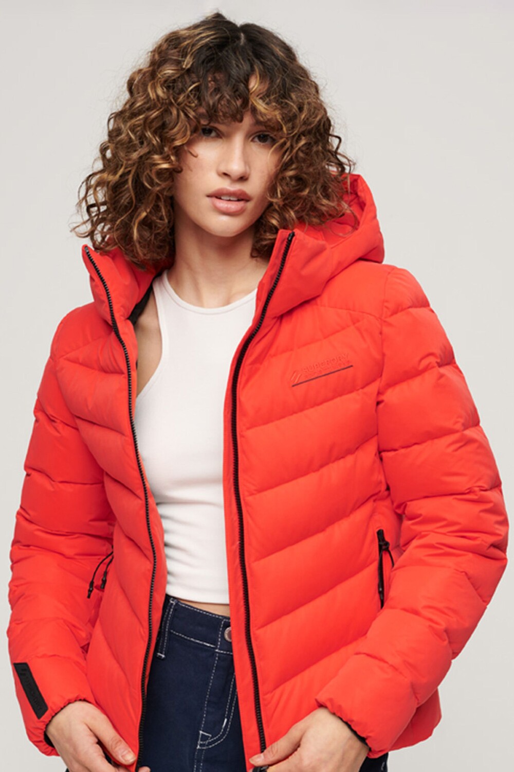 

Утепленная куртка с капюшоном из микрофибры Superdry, красный