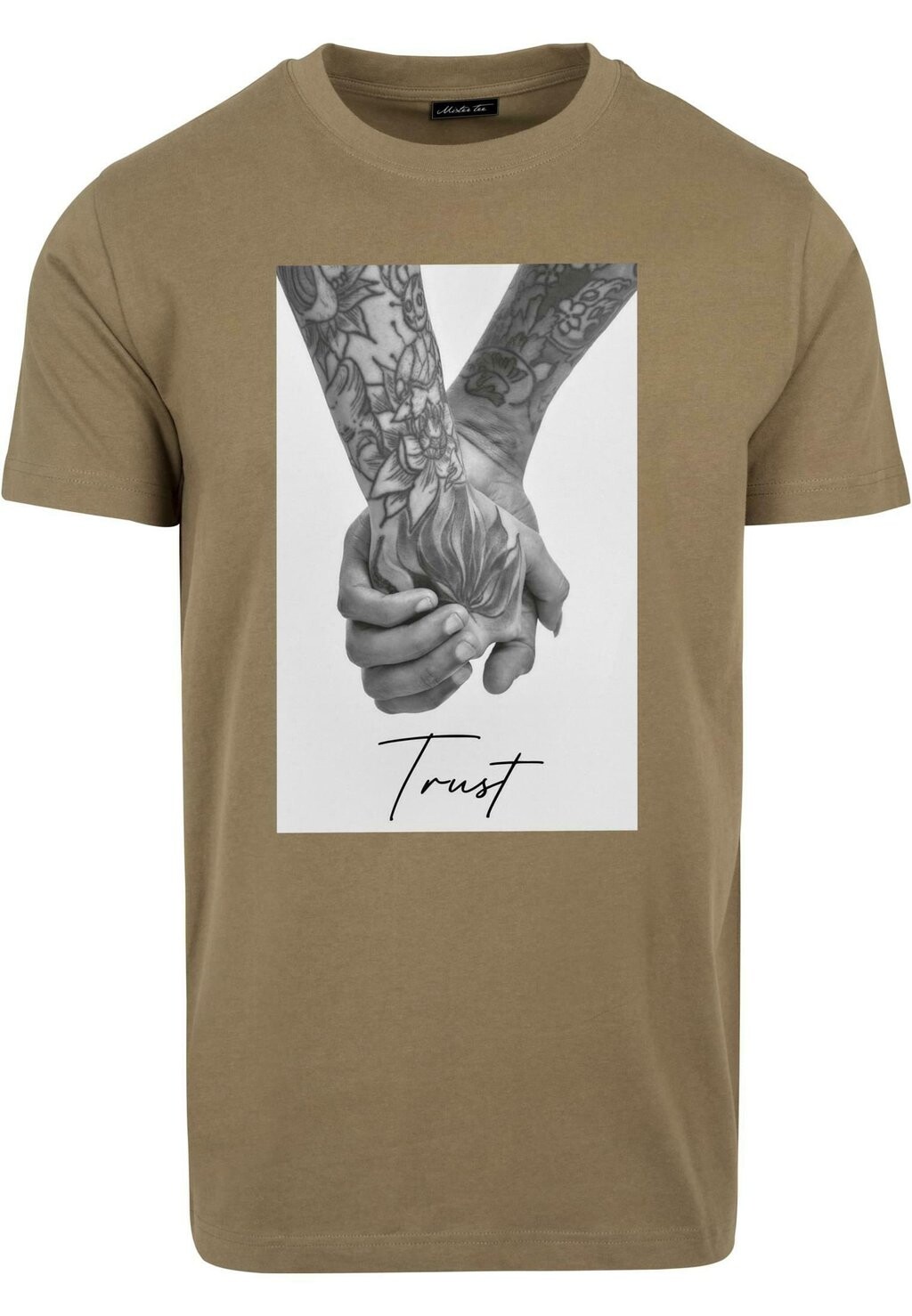 

Футболка с принтом Mister Tee, оливковый, Зеленый
