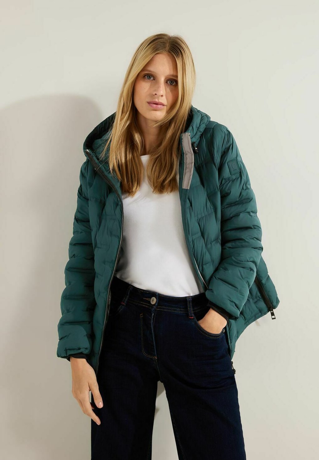 Зимняя куртка Moderne Cecil, цвет grün