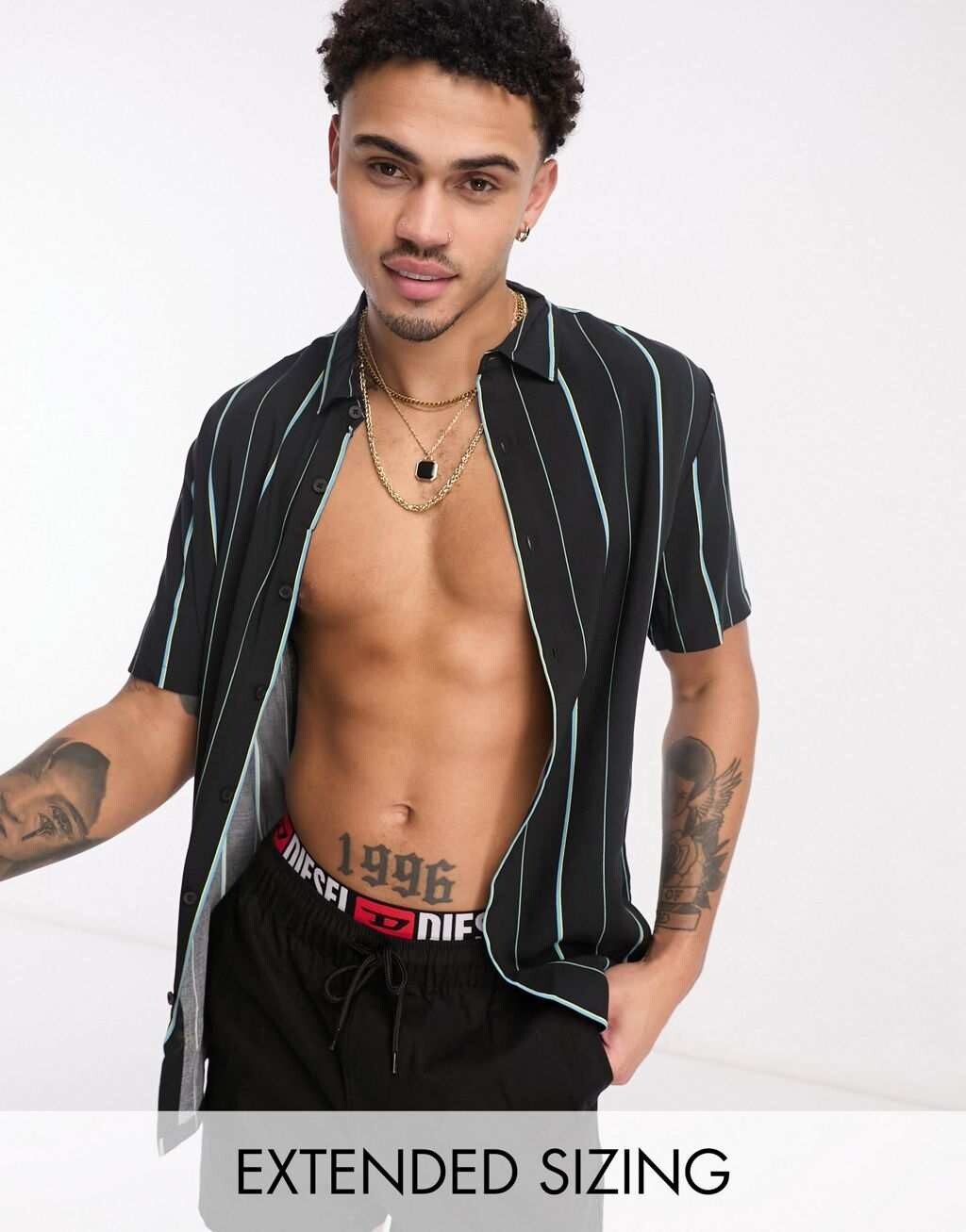 

Черная рубашка в полоску ASOS DESIGN