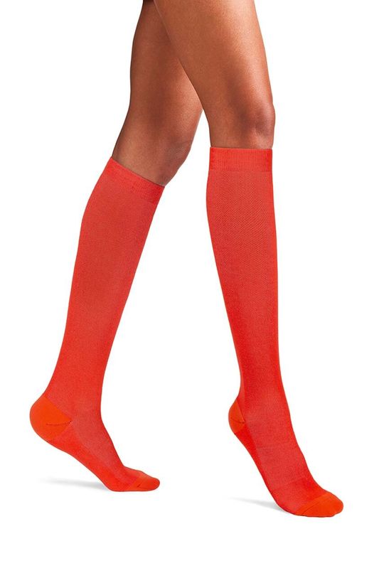 цена Компрессионные компрессионные носки Ostrichpillow, красный