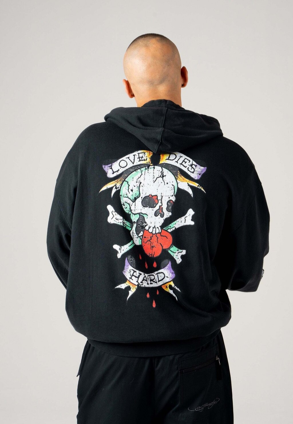 

Толстовка с капюшоном Ed Hardy