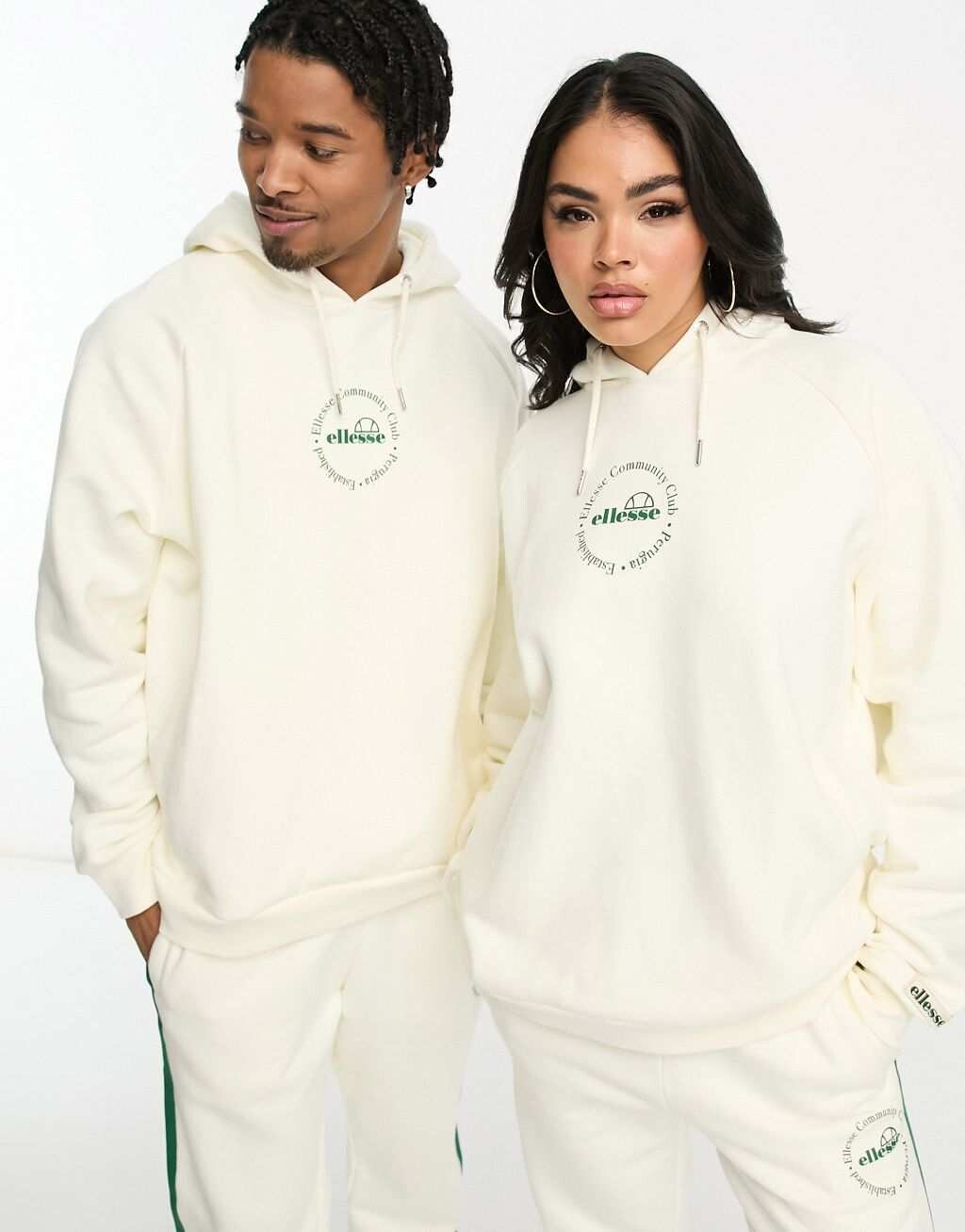 

Белоснежная толстовка унисекс Community Club Ellesse