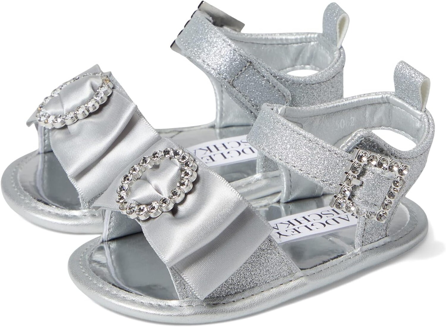 

Сандалии на плоской подошве Bonnie Shoe Badgley Mischka, цвет Silver