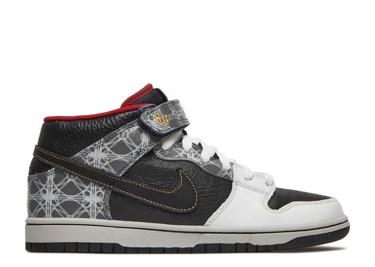 

Кроссовки Nike DUNK MID ELITE SB 'BEIJING TRIUMVIR X FLY', черный