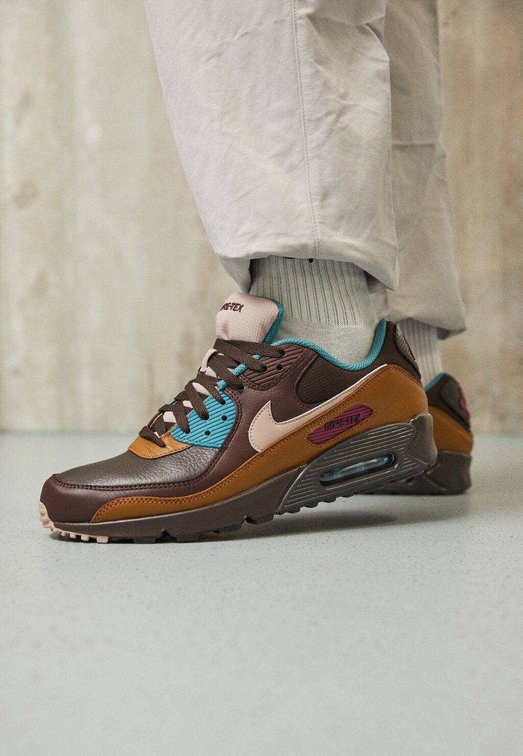 

Кроссовки Nike