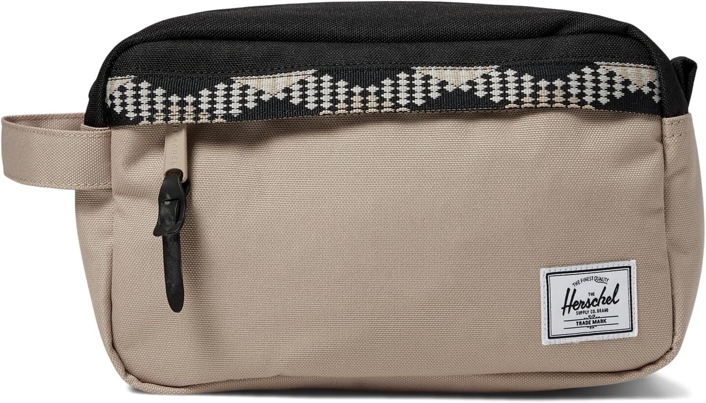 

Косметичка Chapter Travel Kit Herschel Supply Co., цвет Light Taupe/Black