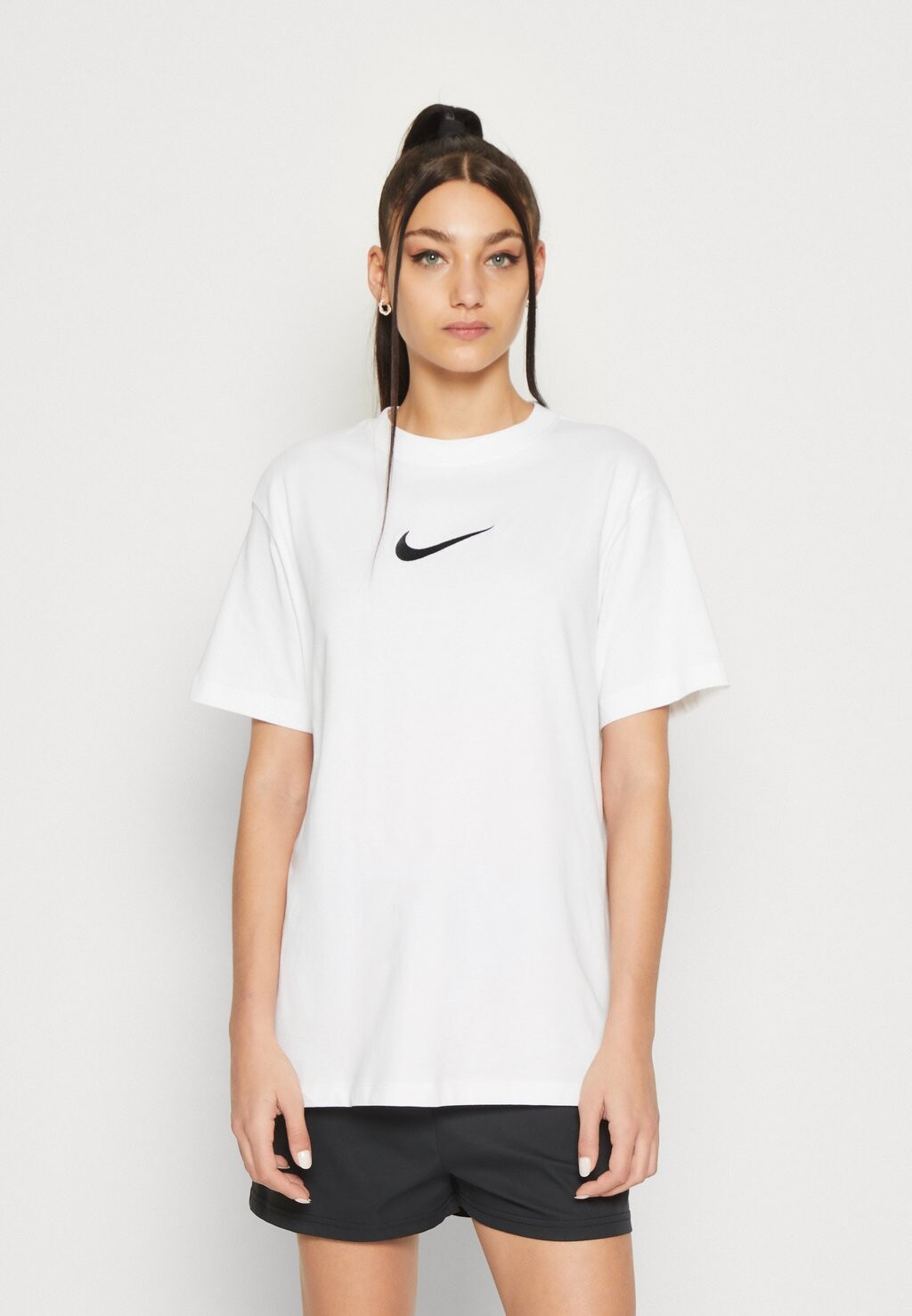 

Базовая футболка Nike, белый