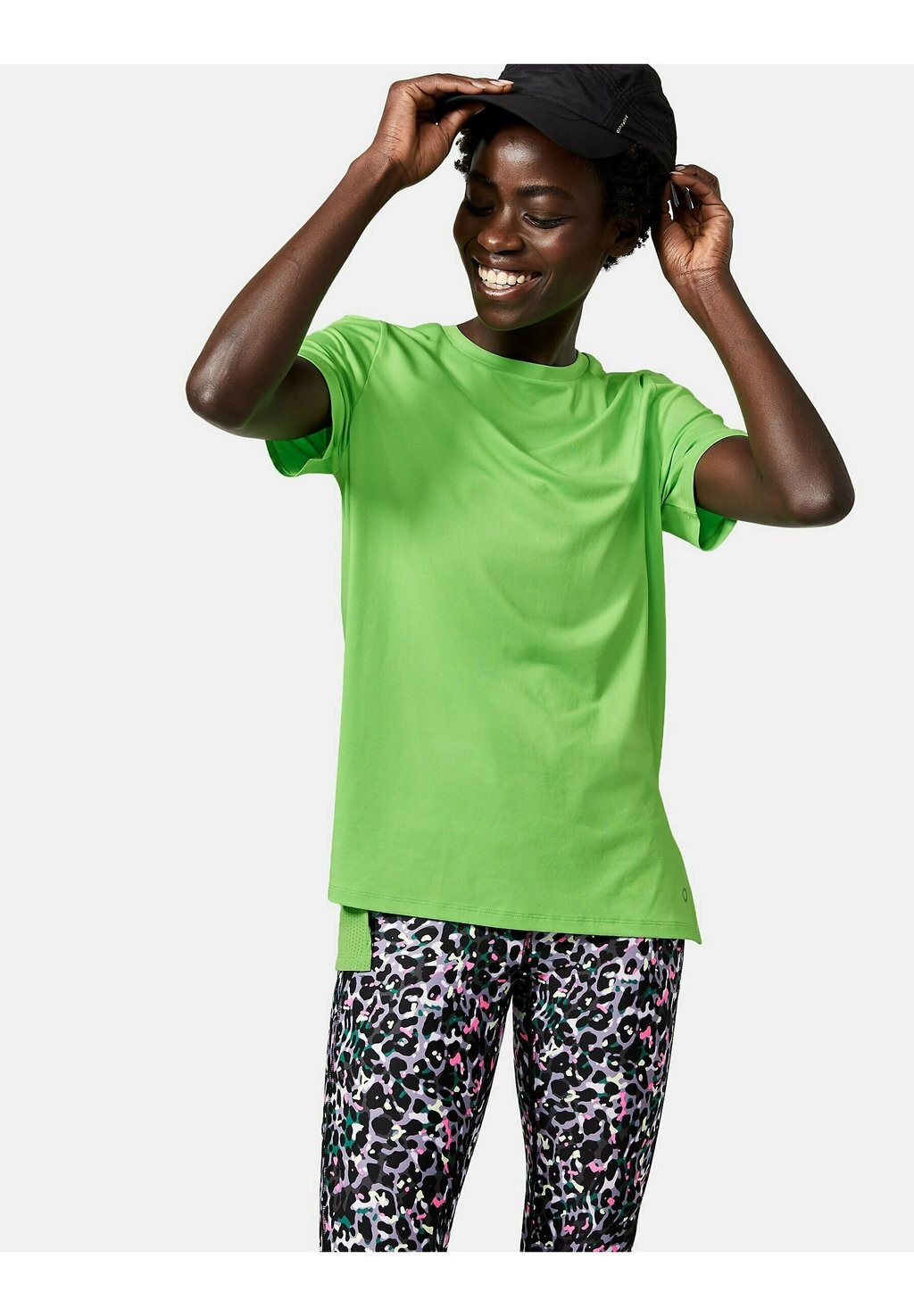 

Базовая футболка Marks & Spencer