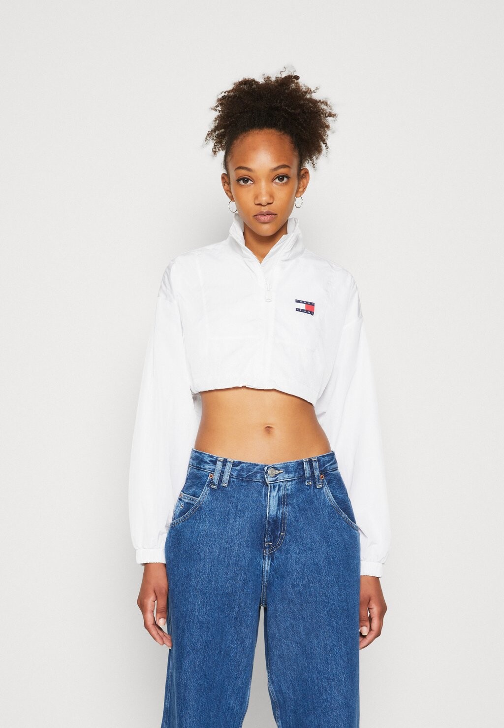 

Ветровка Tommy Jeans, белый