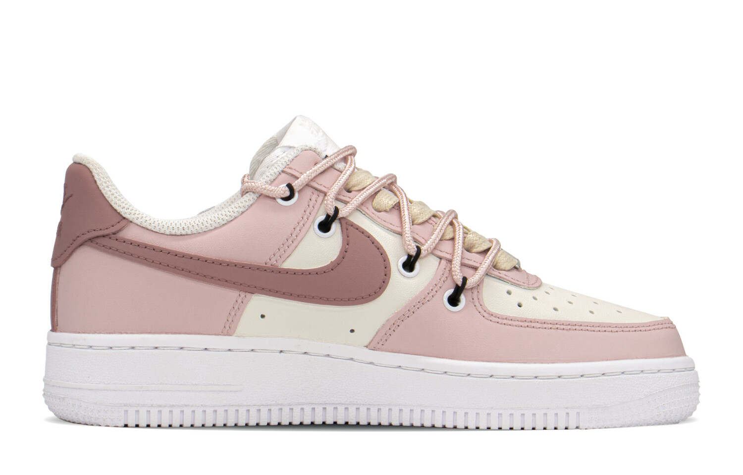 

Женские кроссовки Nike Air Force 1 Low Skate