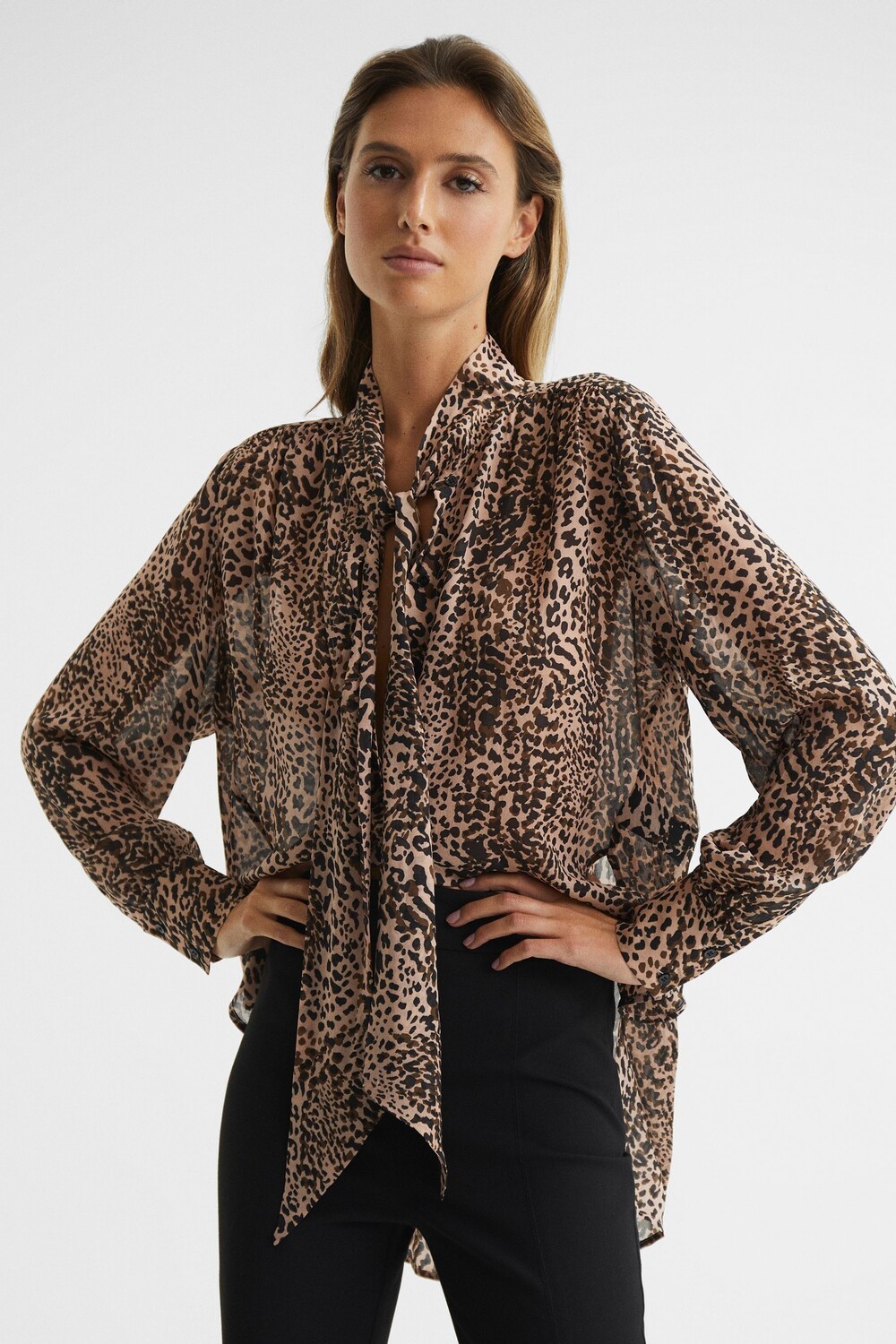 

Блуза с узором Animal Reiss Tora и завязкой на шее Reiss, коричневый