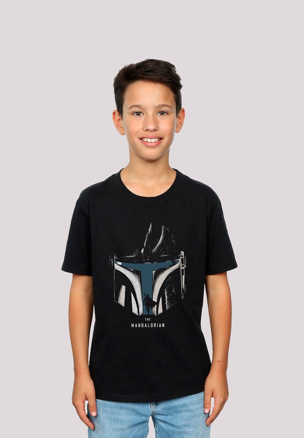 

Футболка с принтом Star Wars The Mandalorian Helmet Premium Krieg Der Sterne Fan F4NT4STIC, черный