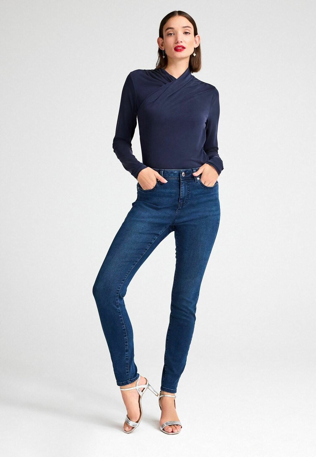 

Джинсы узкого кроя Next, цвет denim inky blue