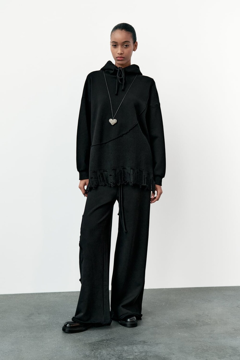 

Подходящие брюки крупной трикотажи ZARA, черный