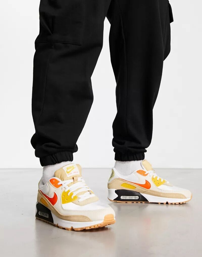 

Кроссовки Nike Air Max 90 каменно-бежевого и оранжевого цвета