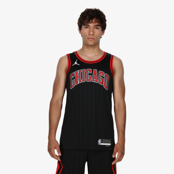 

Спортивная футболка Chicago Bulls Nike, черный