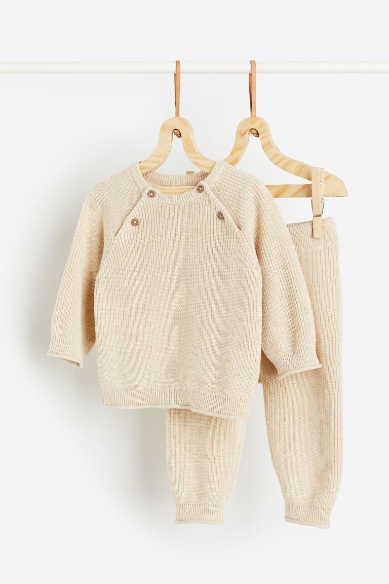

Трикотаж Свитер и брюки H&M