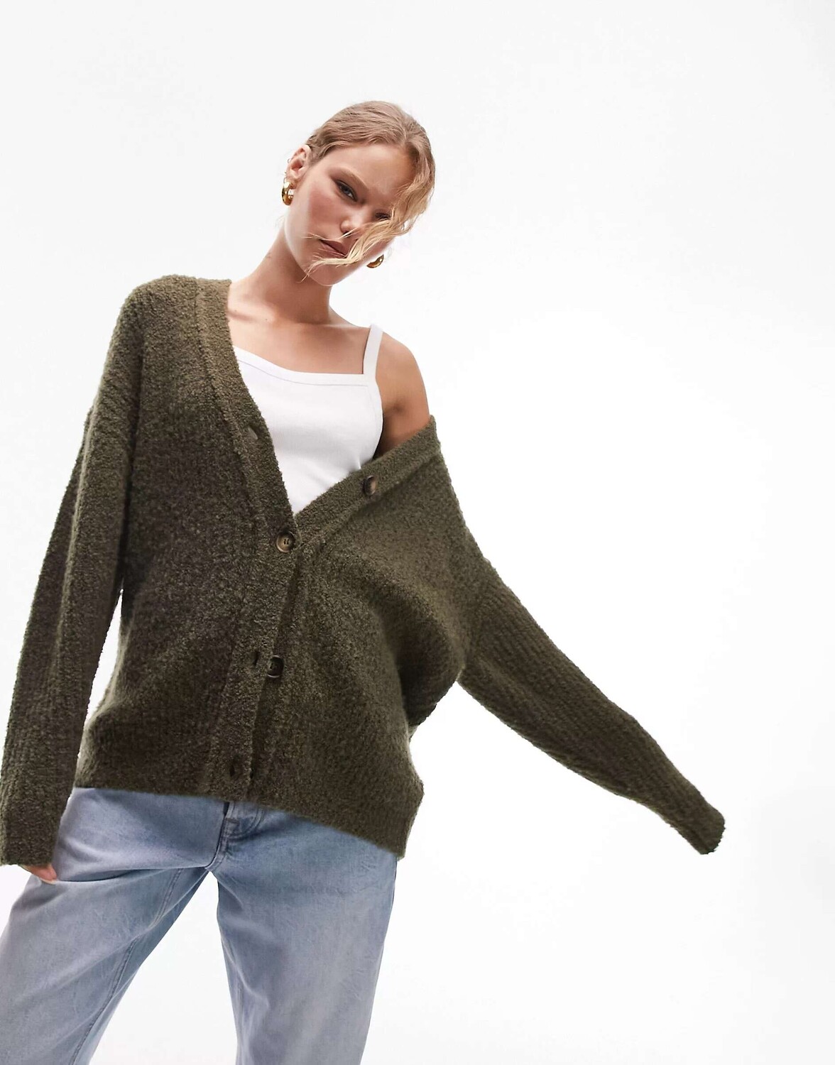 

Вязаный кардиган-бойфренд с нашивкой Topshop цвета хаки