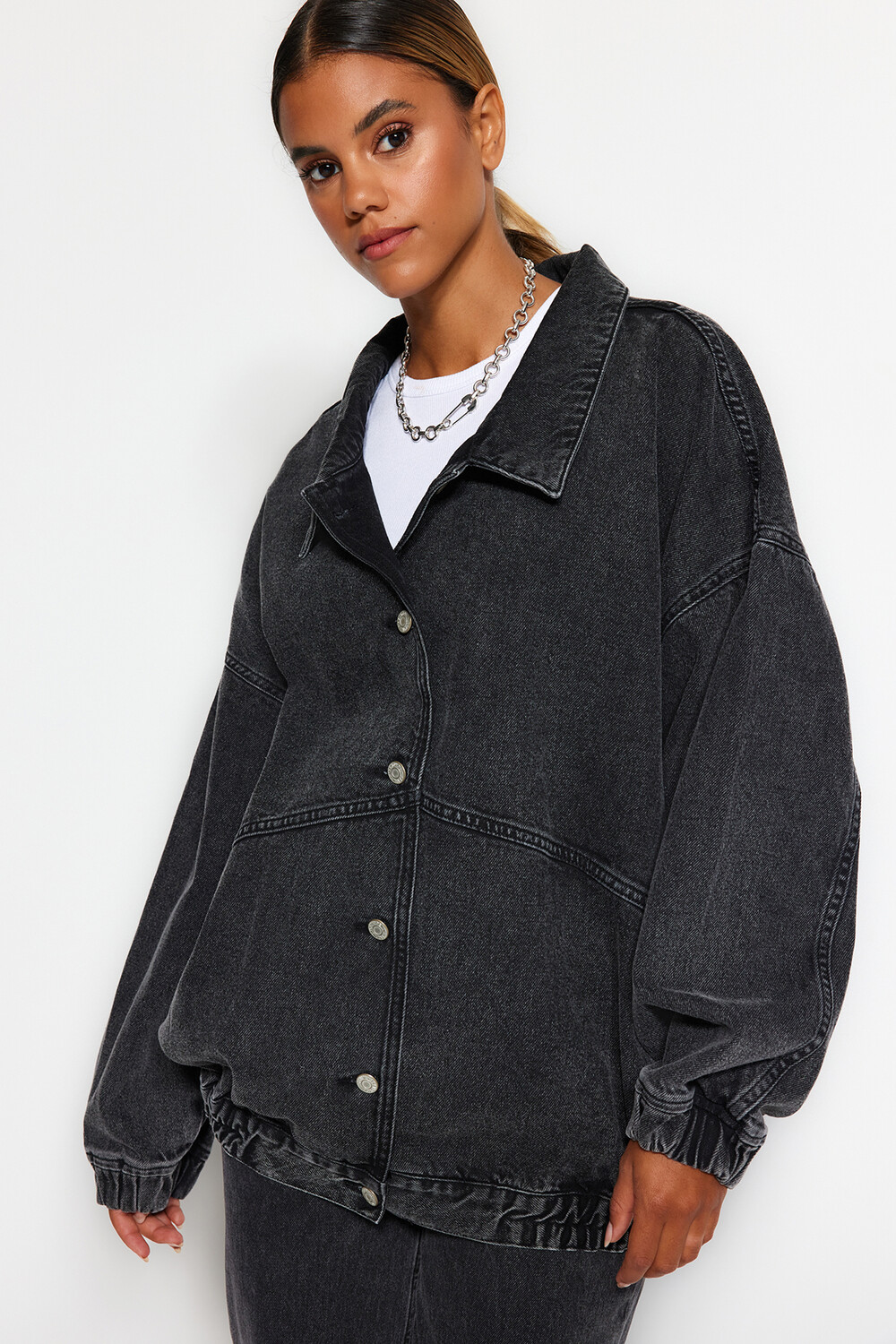 

Куртка - Черный - Oversize Trendyol, черный
