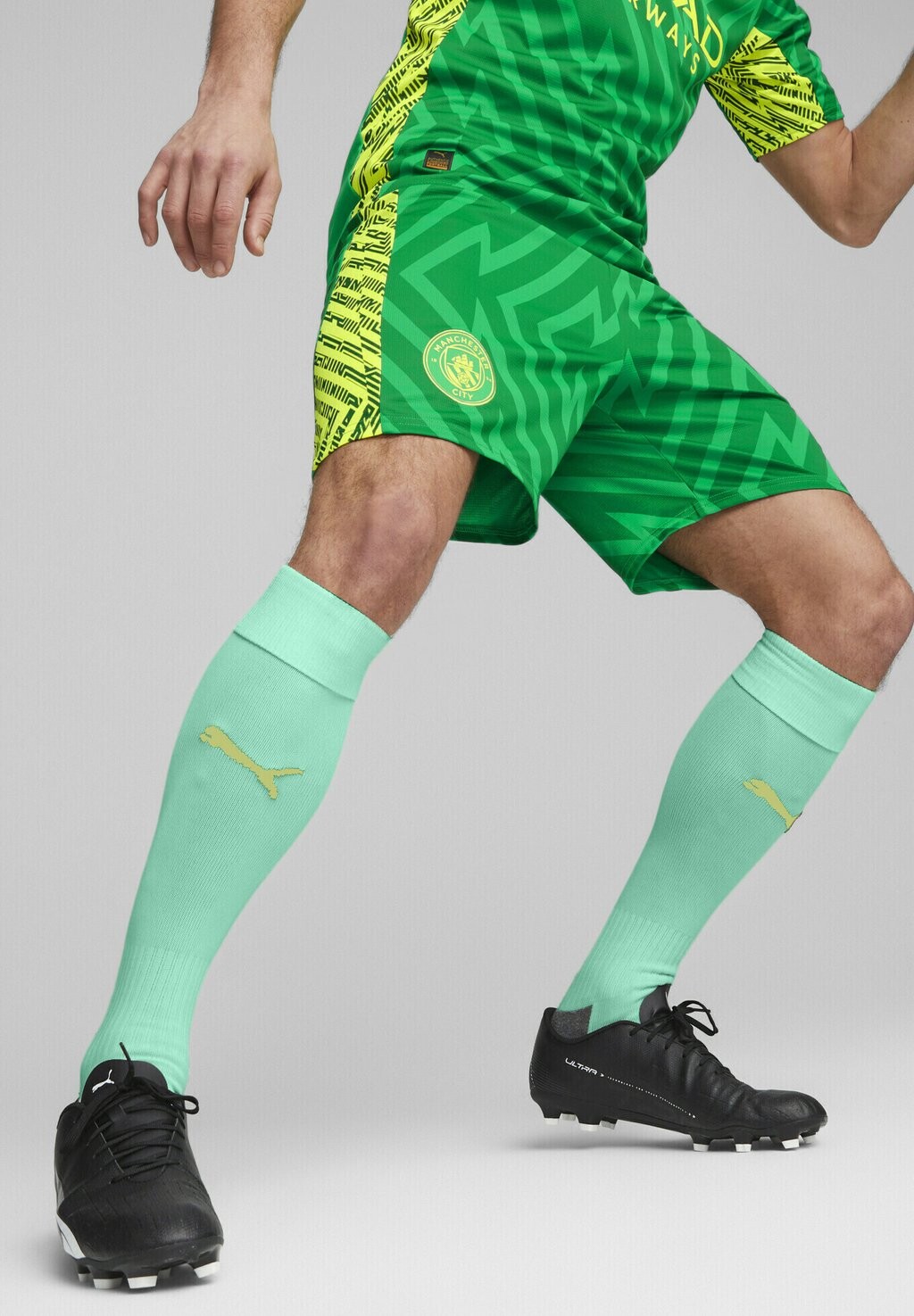 

Спортивные шорты MANCHESTER CITY TORWART- Puma, травянисто-зелено-желтый сигнал тревоги