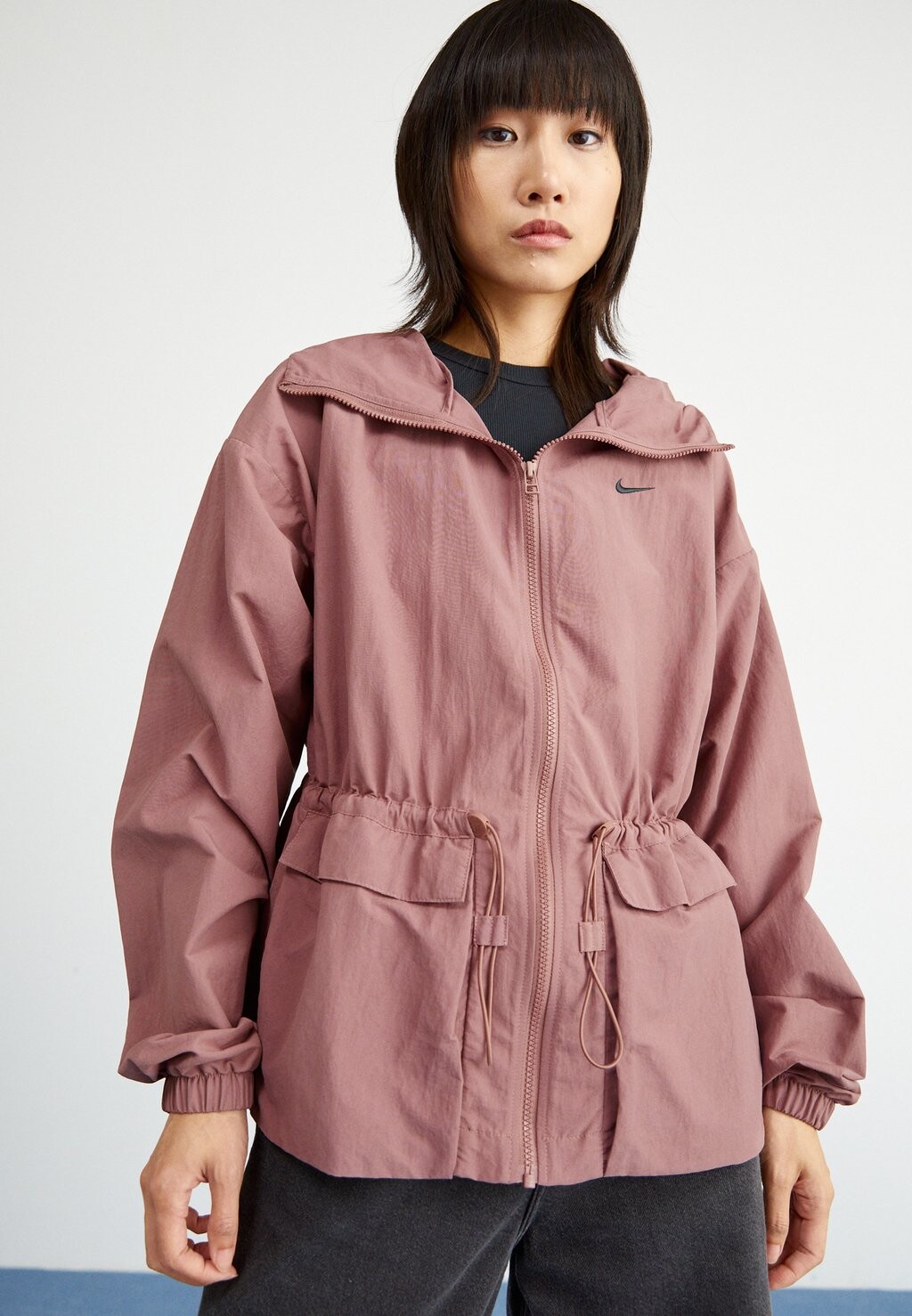 

Легкая куртка Trend Nike, цвет smokey mauve