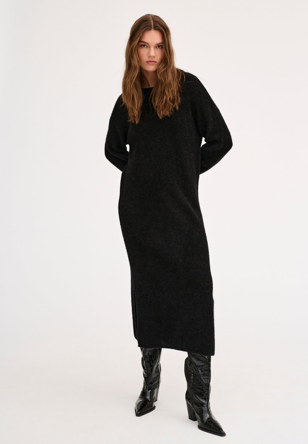 

Трикотажное платье JULIE My Essential Wardrobe, цвет black