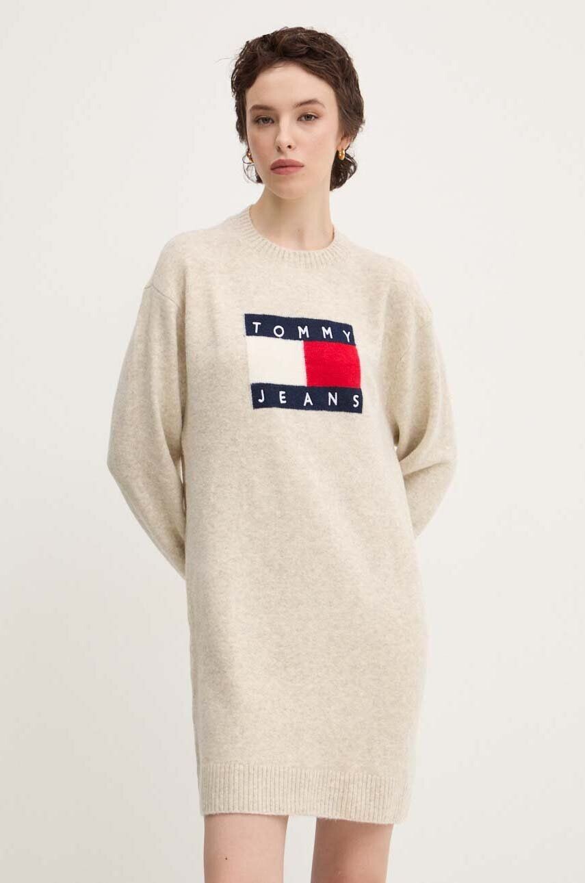 

Платье Tommy Jeans с добавлением шерсти, бежевый