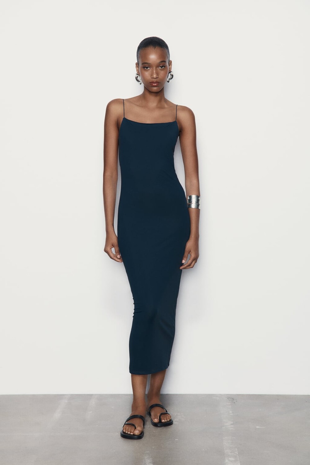 

Длинное платье на эластике ZARA, синий