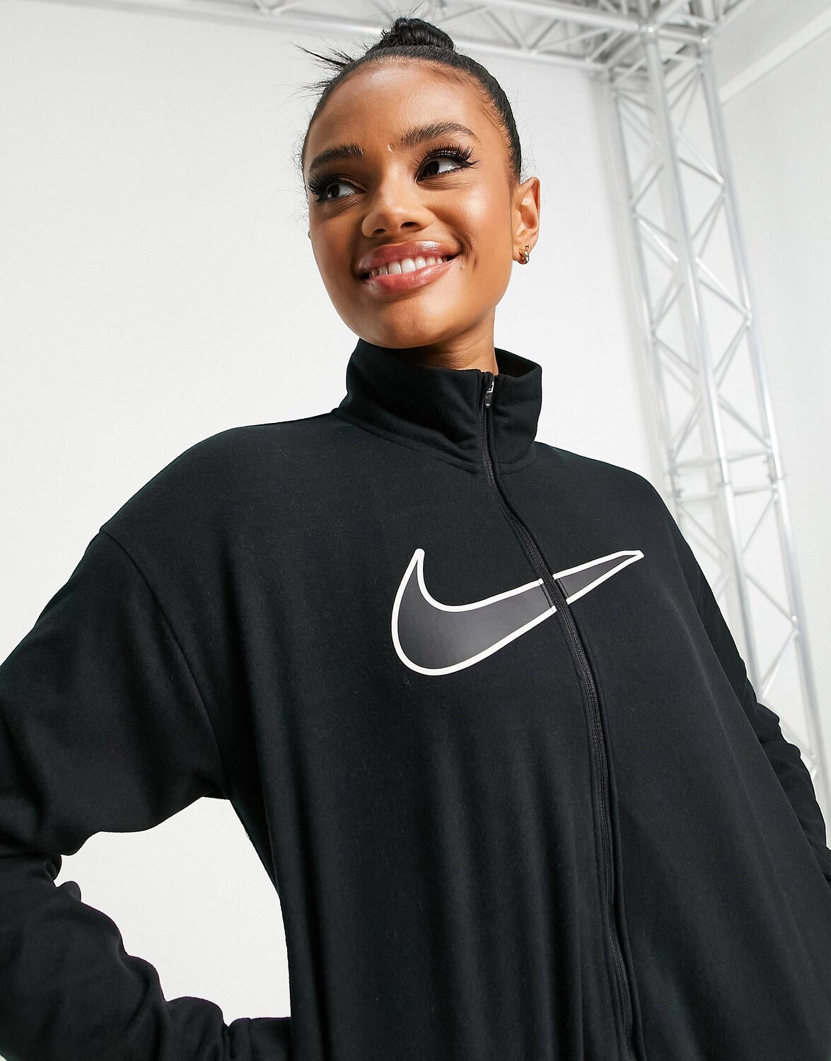 

Черная флисовая куртка Nike Running Swoosh Run, Черный