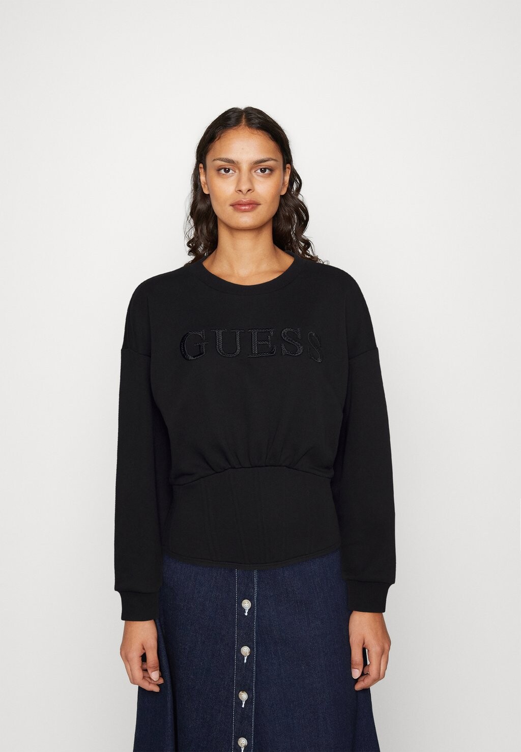 

Толстовка Guess, черный