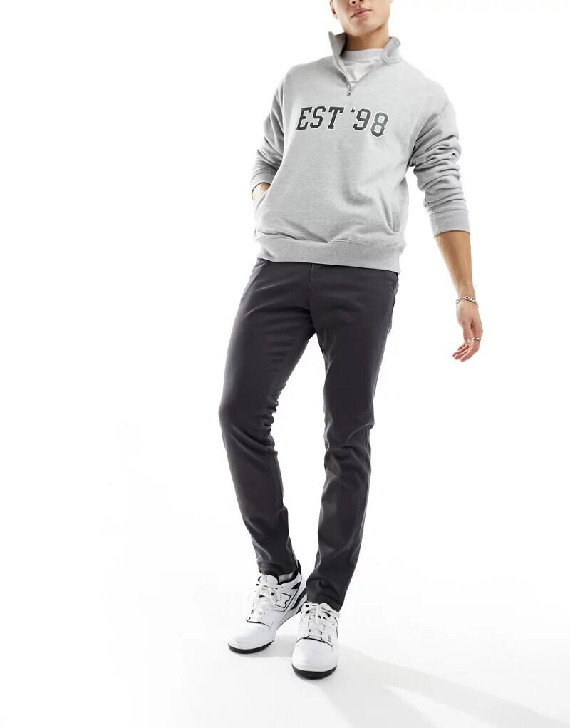 

Серые узкие шорты чинос Jack & Jones Intelligence
