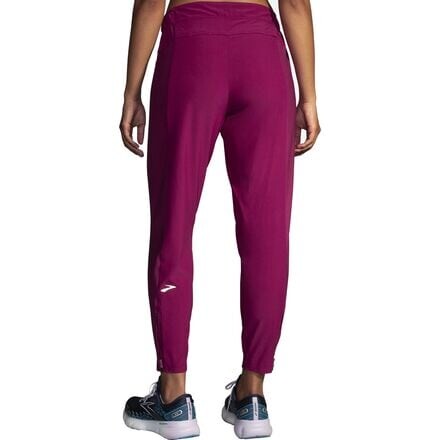 

Брюки Shakeout женские Brooks, цвет Dark Mauve